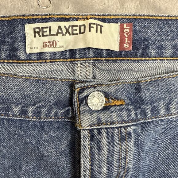 Levi's 550 Relaxed Fit Jeans Men's Size 54×30 Blue Straight Leg New w Tags NWT - Picture 2 of 9